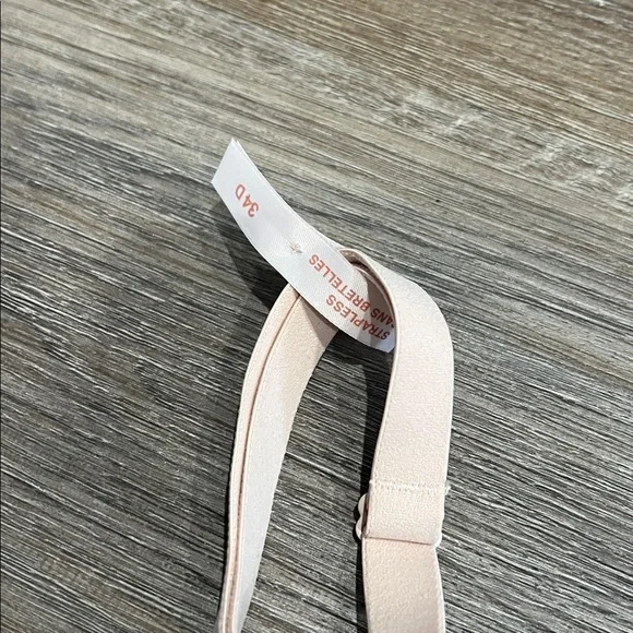 (2) NWT Rline Bra - Picture 4 of 6